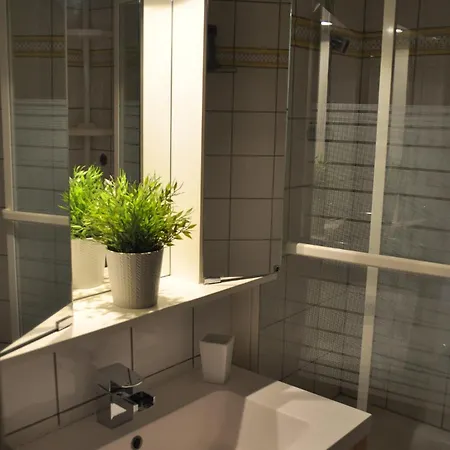 Eperon 2 - E04 - Lumineux - 4 Pers *